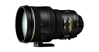 사진：・ AF-S NIKKOR 200mm f/2G ED VR II